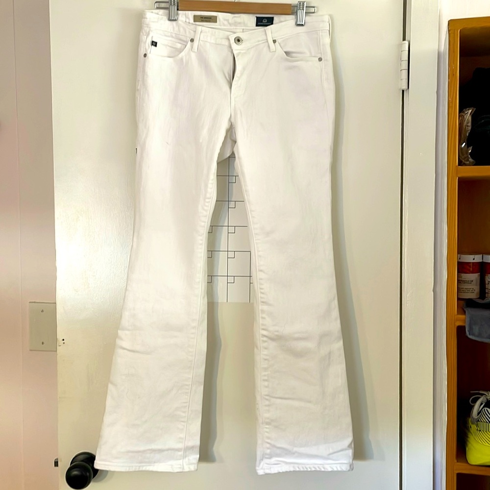 AG white petite 29 bootcut jeans. Low rise.